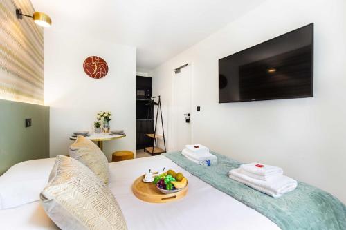 Appartement Cosy Studio - Parc des expositions Tour Eiffel 3 243 rue saint charles Paris