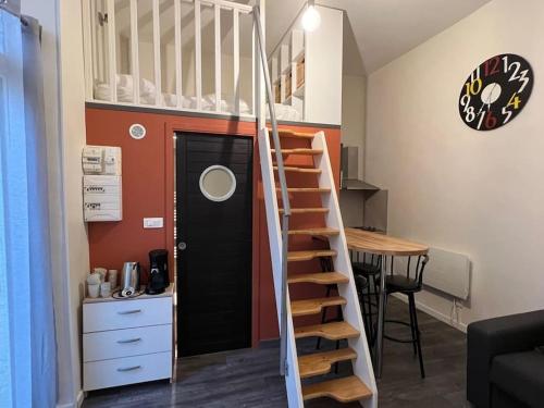 Appartement Cosy studio wifi et terrasse 6 Rue Maleville Périgueux