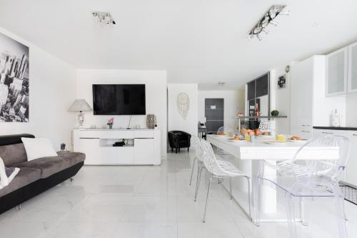 Appartement Cosy YourHostHelper 3 Rue de la Verrerie Cannes