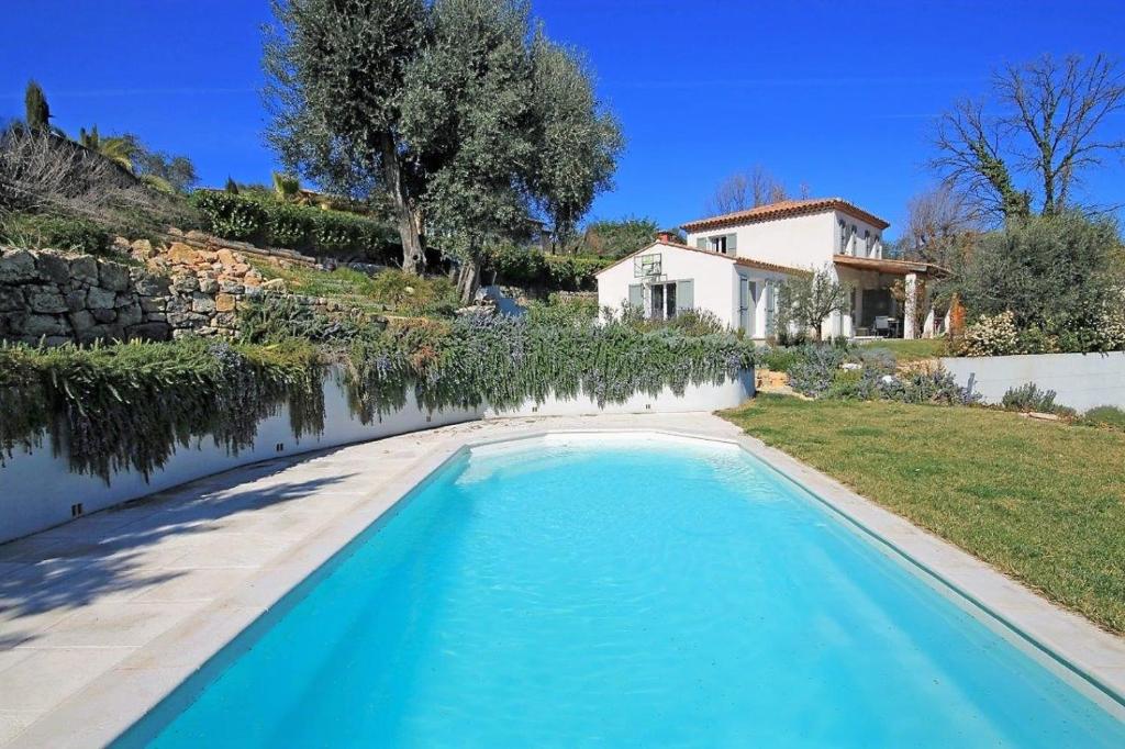 Villa Côte d'Azur, Villa New Gold Dream with heated and privat pool, sea view 3 Chemin des Serres, 06650 Le Rouret