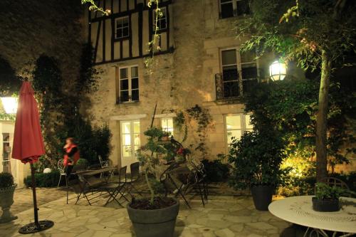 B&B / Chambre d'hôtes Côté Jardin - Chambres d'hôtes 25, rue vieille de Paris Senlis