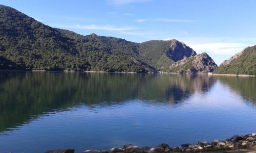 Maison de vacances Côté Lac Tolla Campolaccia . TOLLA CORSE DU SUD Tolla