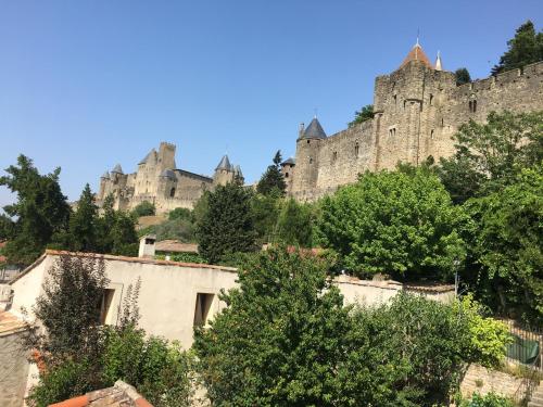 Coté remparts Carcassonne france