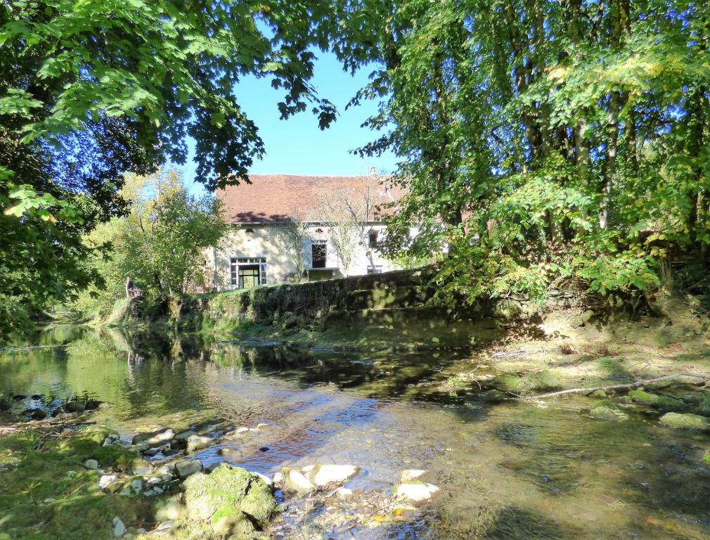 Maison de vacances Côté Rivière 47 Impasse Jeanne d'Arc, 39210 Nevy-sur-Seille