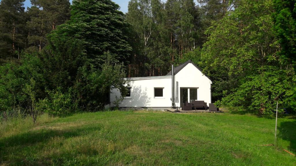 Maison de vacances Cottage am Wald bei Berlin Regensburger Str. 6, 14612 Falkensee