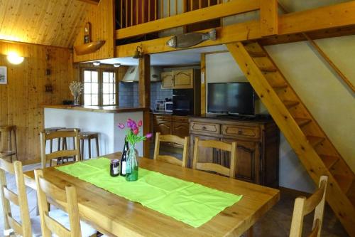 Maison de vacances Cottage, Denneville, 150m from the sea  Denneville