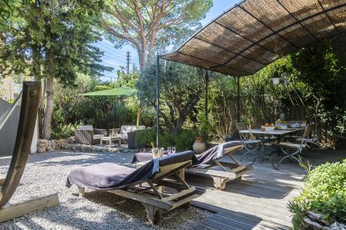 COTTAGE Lovely outdoors areas at 200m from beach of Juan Antibes france