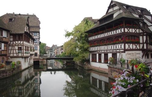 Couette et Cafe - Chambre bleue Truchtersheim france