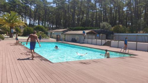 Tente de luxe Country Camp camping Eurosol Camping Eurosol, 4259 Route de la Plage Saint-Girons-en-Marensin