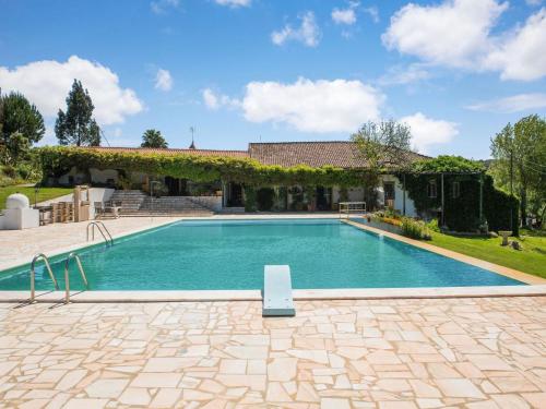 Maison de vacances Country Farmhouse in Montemor o Novo with Swimming Pool  Montemor-o-Novo