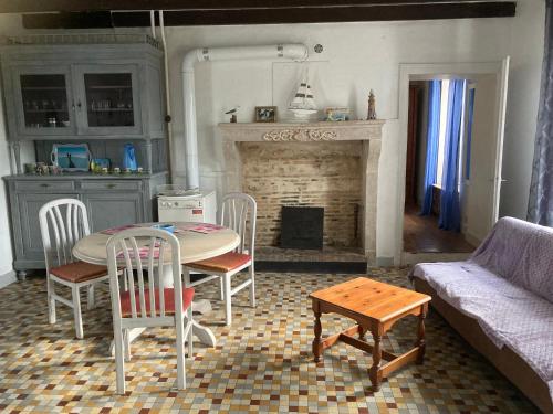 Maison de vacances Country Homes Gite 2 36 Route des Pâtureaux Saulgé