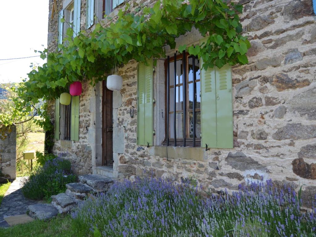 Maison de vacances Country house in the Gorges de l Allier in Auvergne , 43380 Auzat