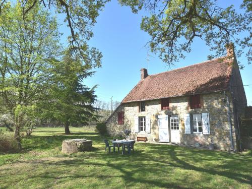 Countryside Holiday Home in Decize near Town Centre Decize france