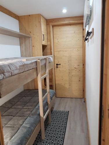 Appartement Courchevel 1550 - SUPERBE appartement SKIS AUX PIEDS ! Route des Brigues Courchevel