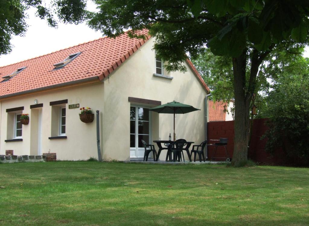 Maison de vacances Coury House, Chavasse Farm, Somme 6 rue de Mantier, 80360 Hardecourt-aux-Bois