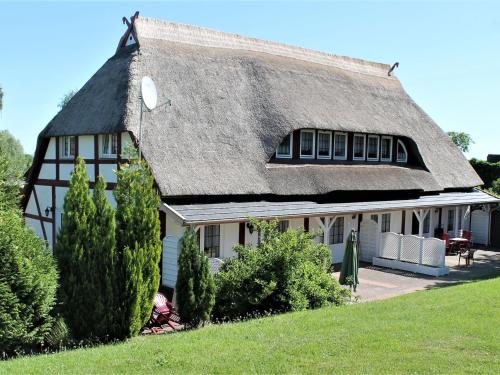 Cozy Apartment in Klutz Germany with Garden Wohlenberg allemagne