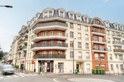 Appartement Cozy - Free Parking - 15mn from Paris Montparnasse 41 Avenue Victor Hugo Clamart