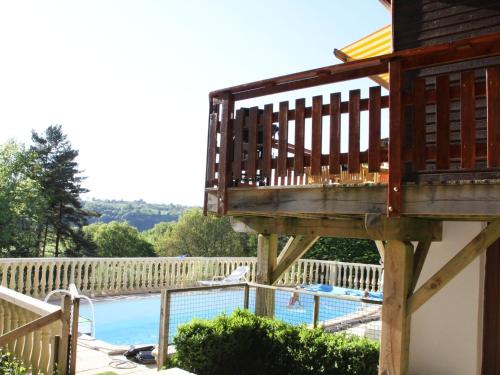 Cozy Holiday Home near Lake in Beaulieu Beaulieu france