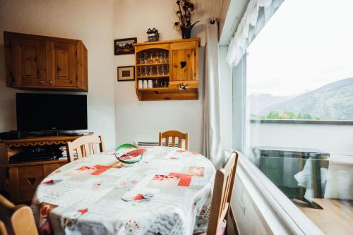 Cozy Studio Mezzanine with balcony ski-in ski-out Saint-Gervais-les-Bains france