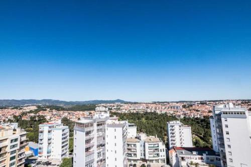 Appartement Cozy Studio with balcony and beautiful view 396 Avenida Comunidades Europeias 10º floor, apt 1005 Cascais