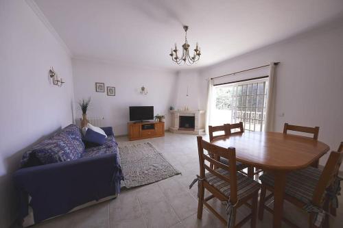 Appartement cozy sunny peaceful flat with swimming pool urbanizaçao Caravela lote 4 1D Burgau