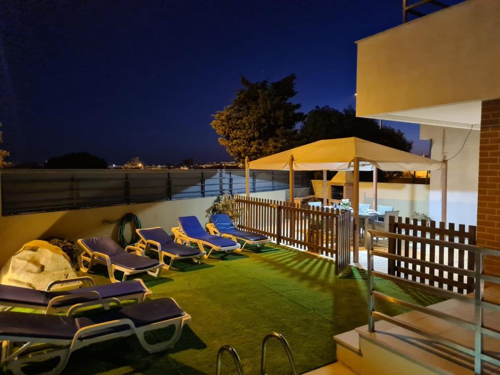 Maison de vacances Cozy villa with pool and Barbecue Mosqueira - Jardins da Branqueira P P, 8200-562 Albufeira