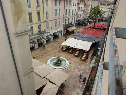 Crocoloft, proche arènes, loft cosy dans l'écusson Nîmes france