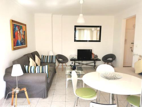 Appartement Croisette Immo 1 bedroom Cirodde 4 Rue Cirodde Cannes