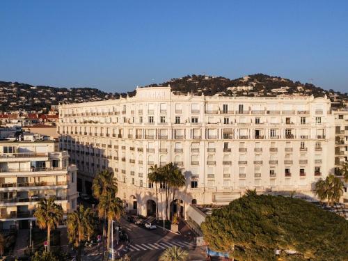 CROISETTE VUE MER LATERALE Cannes france