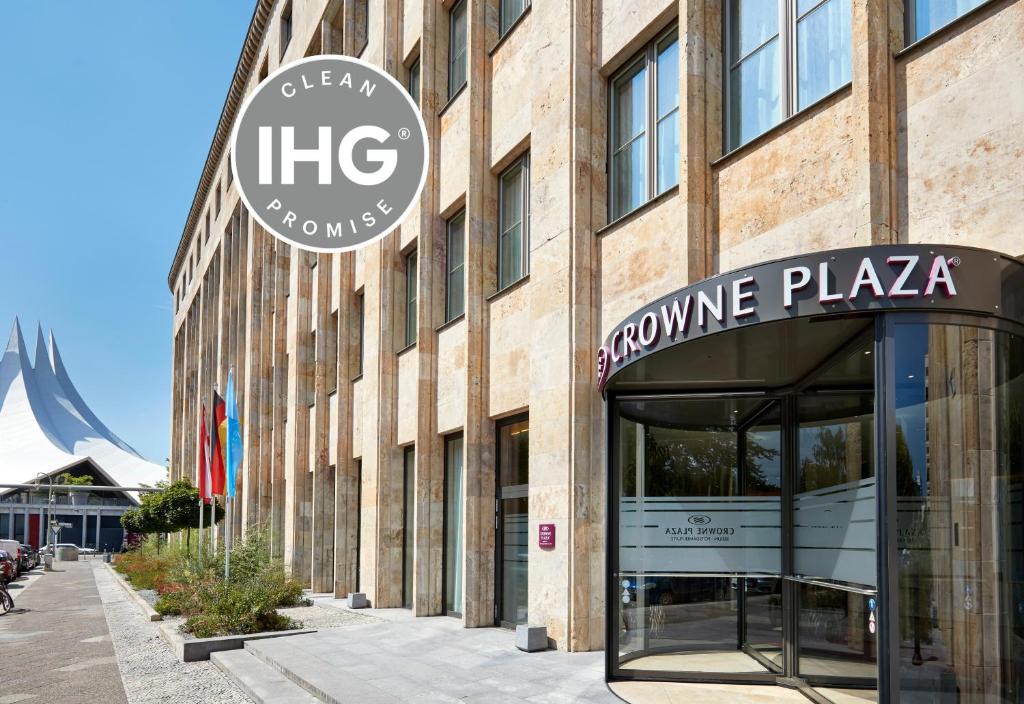 Hôtel Crowne Plaza Berlin - Potsdamer Platz, an IHG Hotel Hallesche Str. 10-14, 10963 Berlin