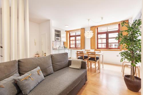 Appartements D&S - Porto São Bento Apartments Rua do Loureiro, nº73 Porto