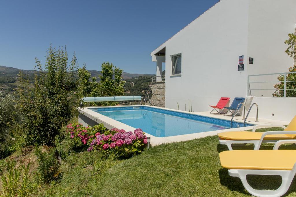 Maison de vacances DA'HOME - QUINTA DOS MONTEIROS - 3 quartos com piscina Rua do Pé da Barca 59 - Poçarra - São João de Fontoura, 4660-340 Resende