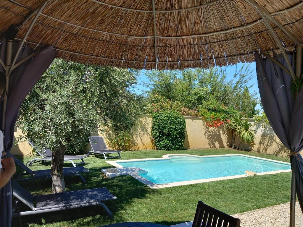 Maison de vacances Dame Tartine 302 B chemin des Seignerolles, 84210 Pernes-les-Fontaines