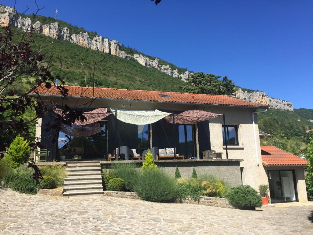 Maison de vacances Dans la Pouncho d’Agast 773B Chemin de Caussibols, 12100 Millau