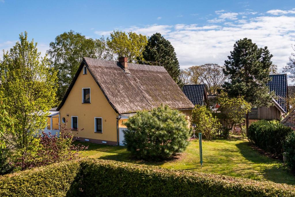 Maisons de vacances Darßer Koje Postreihe 8, 18375 Wieck