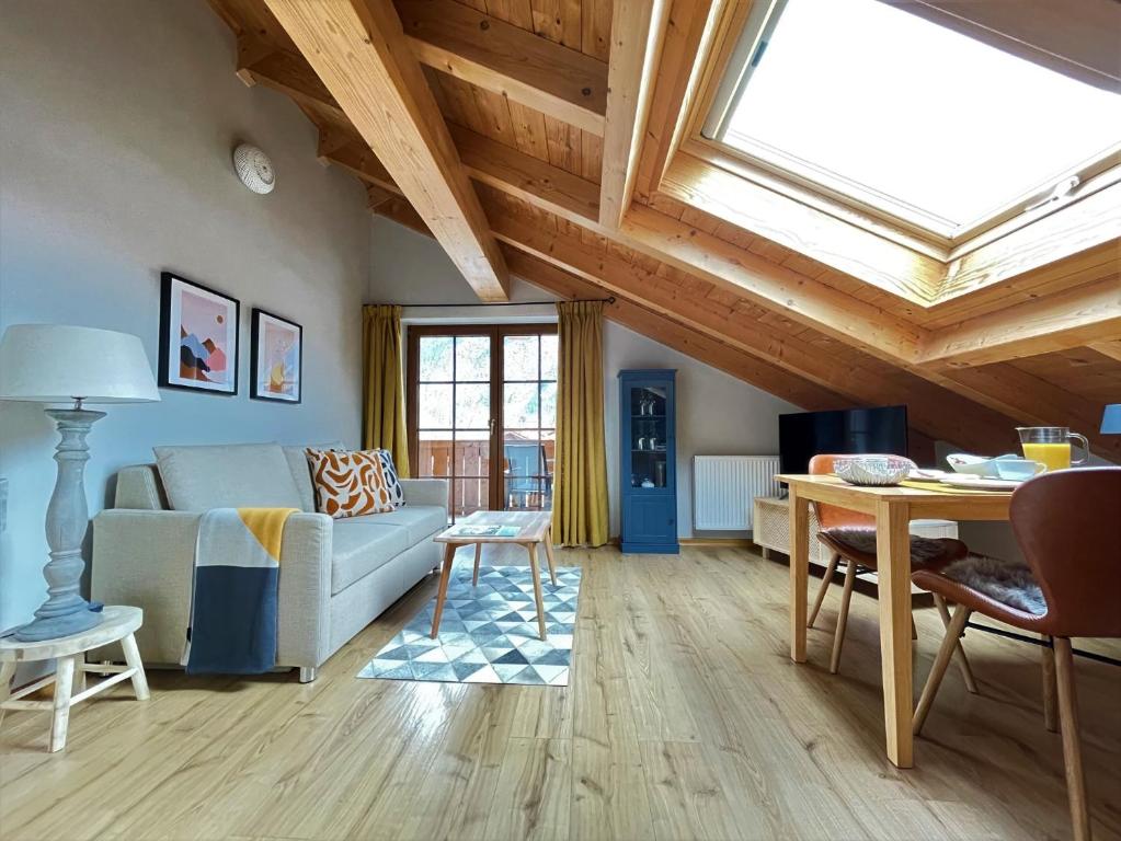 Appartement Das Bergquartier - Ferienwohnung Krottenkopf Loisachauenstraße 52, 82496 Oberau