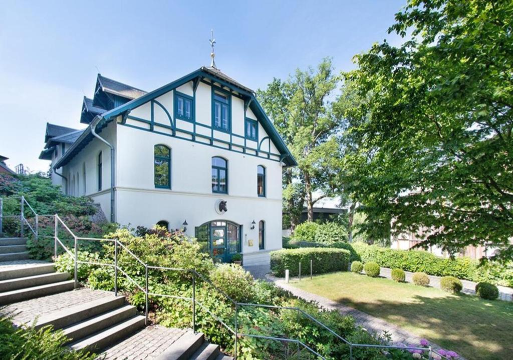 Hôtel Das Elbcottage - Remise am Süllberg - Boarding House 8 Süllbergsterrasse, 22587 Hambourg