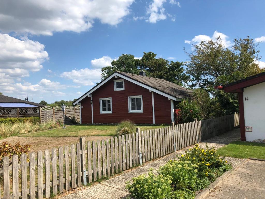 Maison de vacances Das rote Haus hinterm Deich Himpkampweg, 25813 Simonsberg