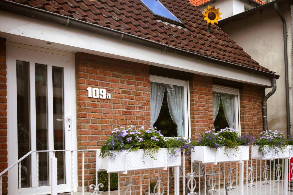 Maison de vacances Das Sonnenblumenhaus Strandstrasse 109A, 23669 Timmendorfer Strand