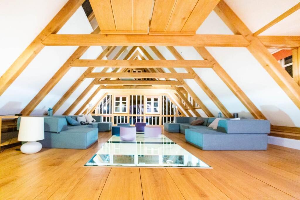 Maison de vacances Das Wewelsflether Bäckerhaus - 250qm für 12 Gäste 30 Deichreihe, 25599 Wewelsfleth