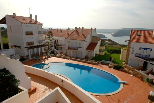 Delight - Seaview 4 bedroom duplex in amazing resort with 3 pools São Martinho do Porto portugal