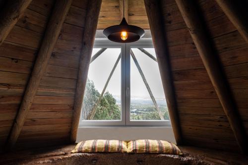 Delightful forest windmill, 10 min away from the beach Nazaré portugal