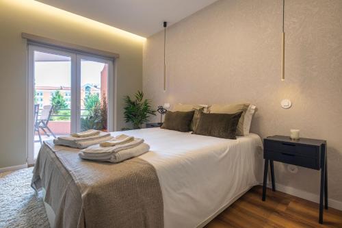 Appartement Deluxe 2BDR Apartment in Carcavelos by LovelyStay 94 Rua Infante Dom Henrique Apartamento 108 Carcavelos