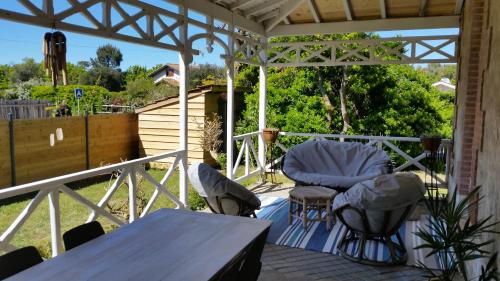 Maison de vacances DEMEURE 300m DE LA PLAGE 11 Boulevard Guy Albospeyre Soulac-sur-Mer