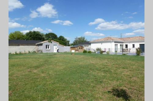 Appartement Dépendance cosy avec accès piscine 8 Chemin du Cerni Longages
