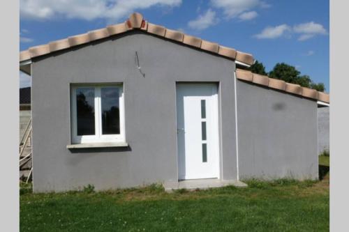 Dépendance cosy avec accès piscine Longages france