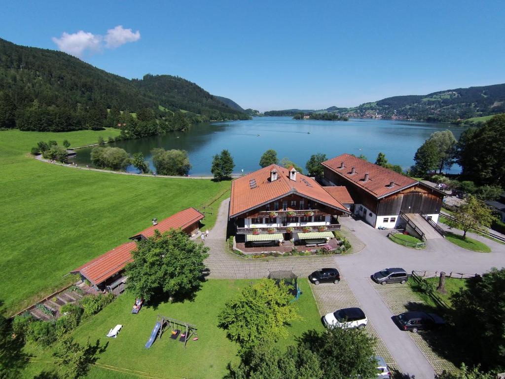 Séjour à la ferme Der Anderlbauer am See Fischhauserstr. 5, 83727 Schliersee