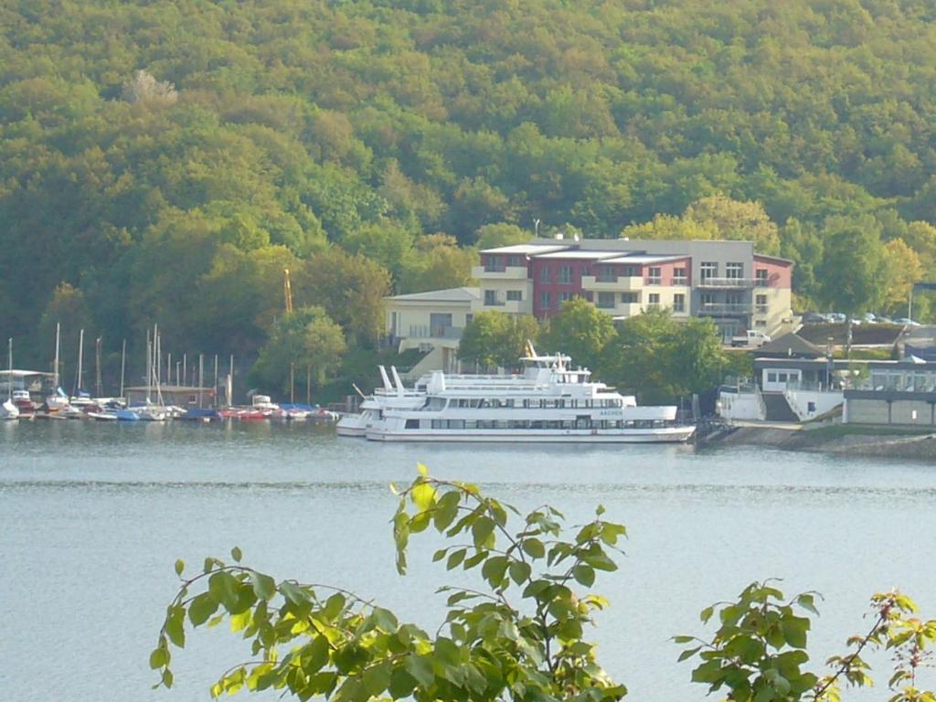 Hôtel Der Seehof Schwammenauel Seehof 10, 52396 Heimbach