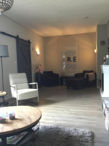 Appartement Dersum Diamond Ferienwohnung & Bed & Breakfast 1 Mühlenstraße Dersum