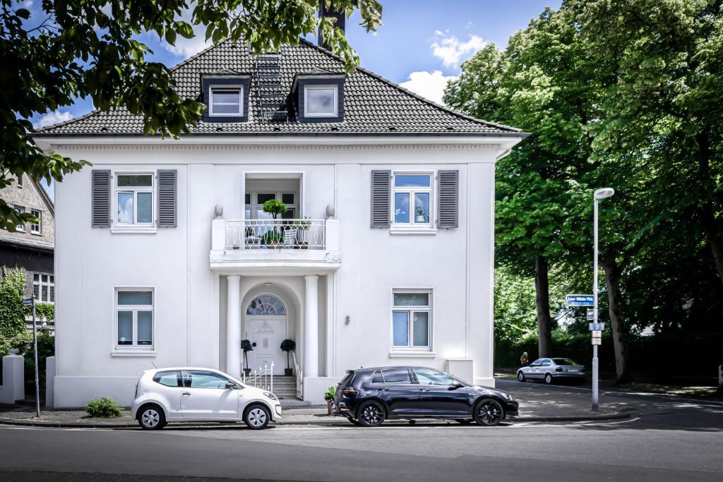 Appartements Design-Loft und Apartment im Villenviertel Kaiser-Wilhelm-Platz 3, 45470 Mülheim